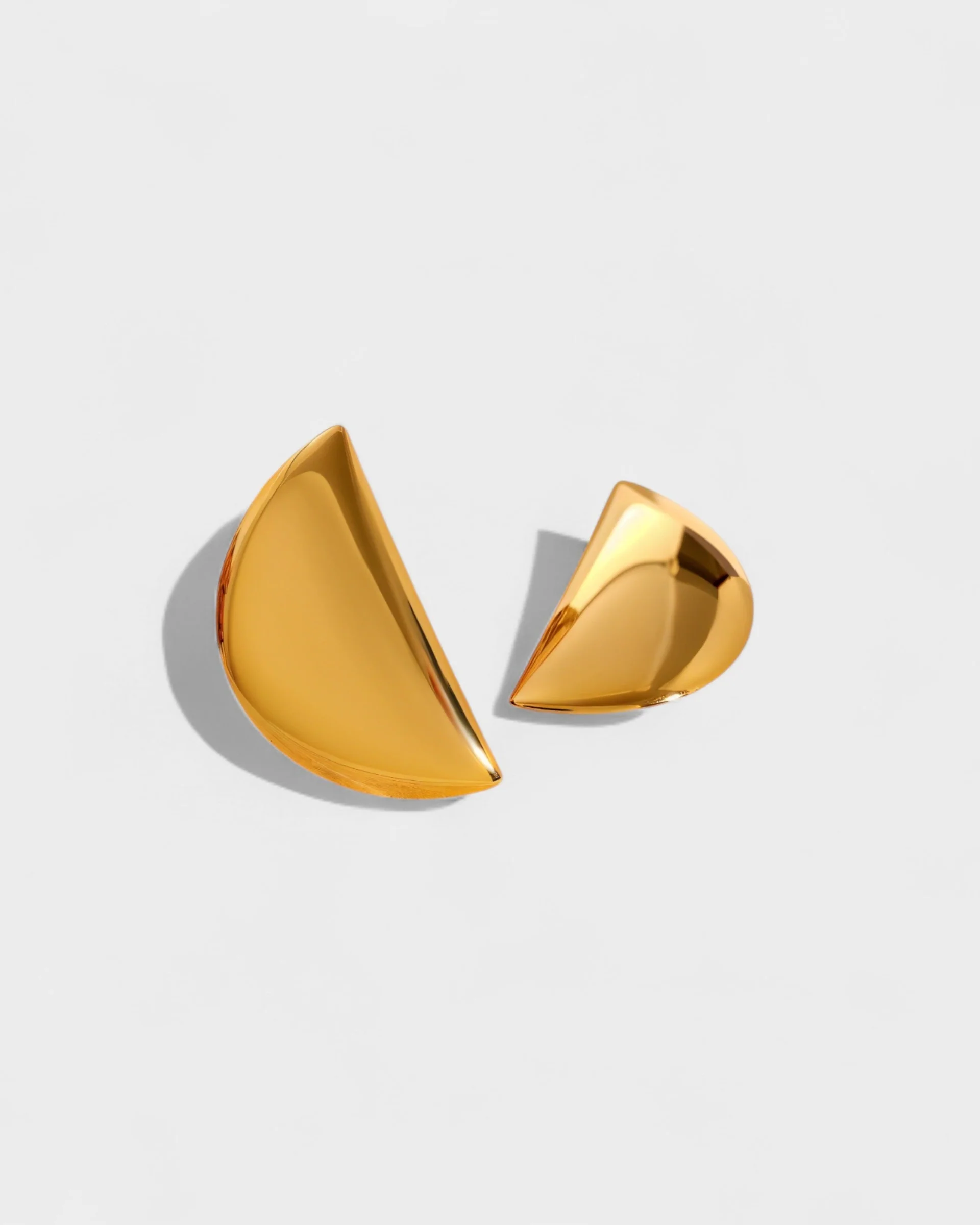 KALIRA Crescent Gold Stud Earrings - Image 4