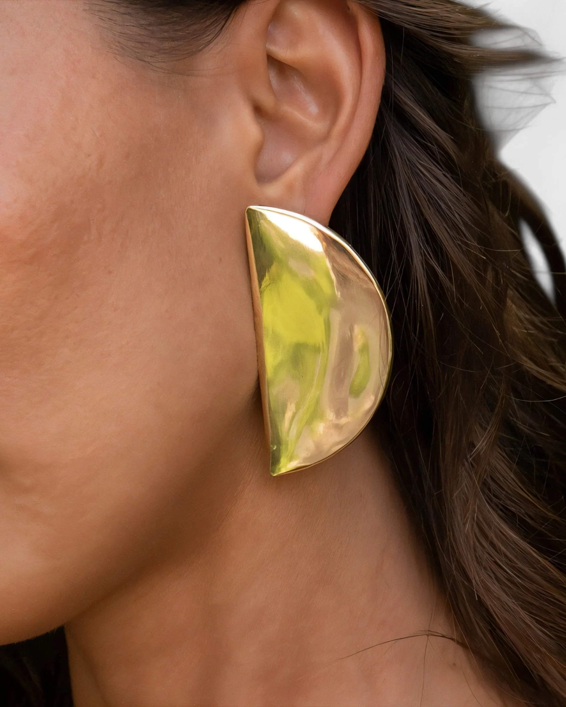 KALIRA Crescent Gold Stud Earrings - Image 5