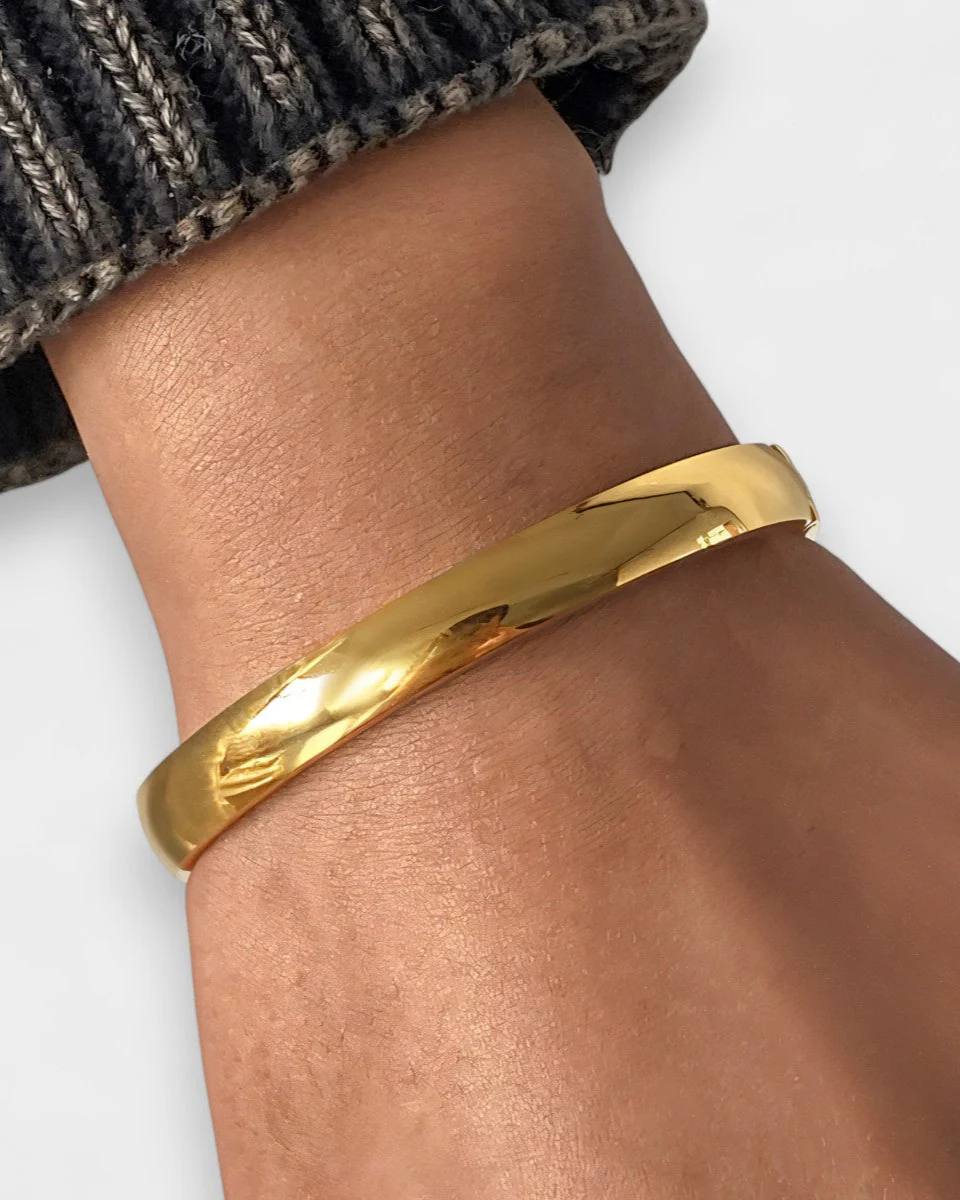 PERLA Bangle Bracelet - Image 4