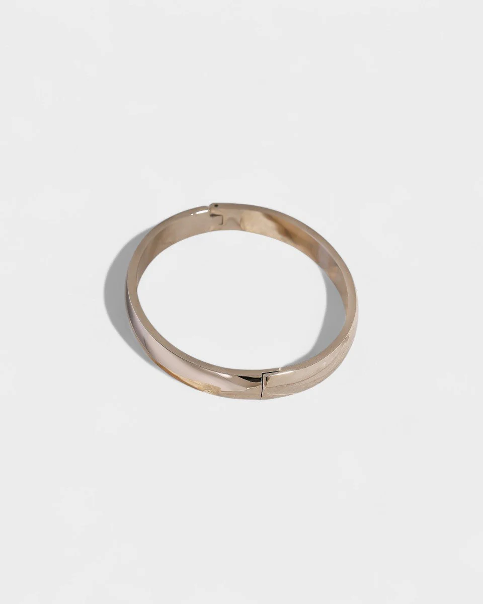 PERLA Bangle Bracelet - Image 6