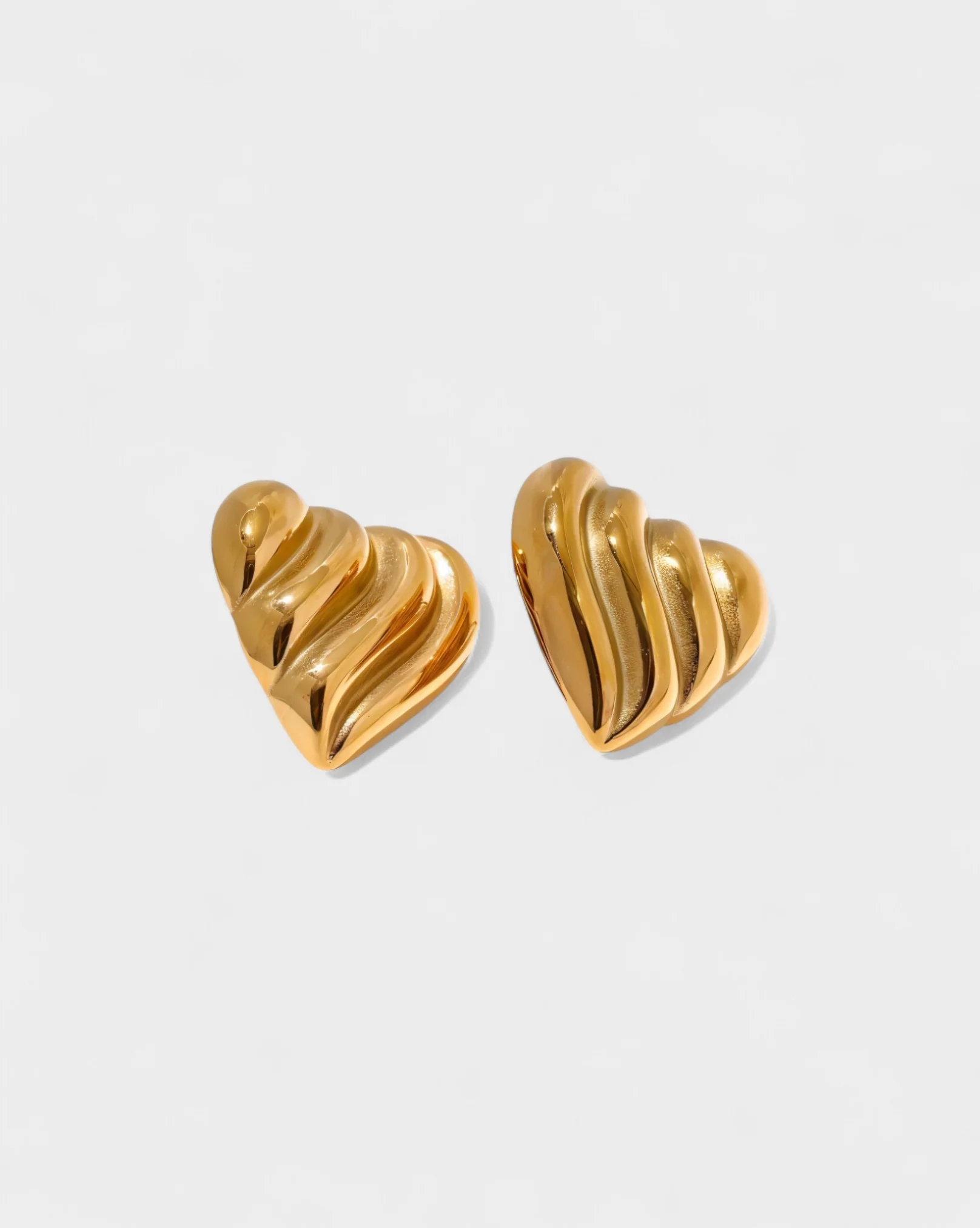 ZARENA Ruffle Heart Earrings - Image 3